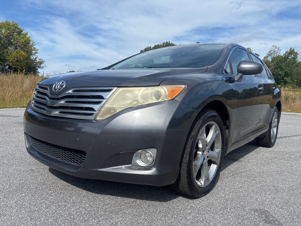 2012 Toyota Venza Image 1