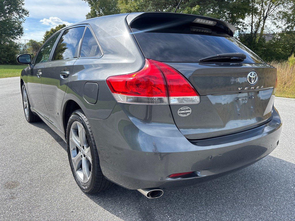 2012 Toyota Venza Image 3