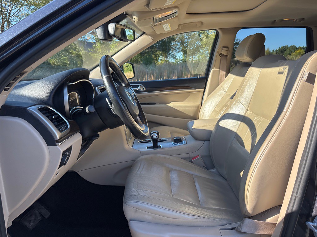 2015 Jeep Grand Cherokee Image 11