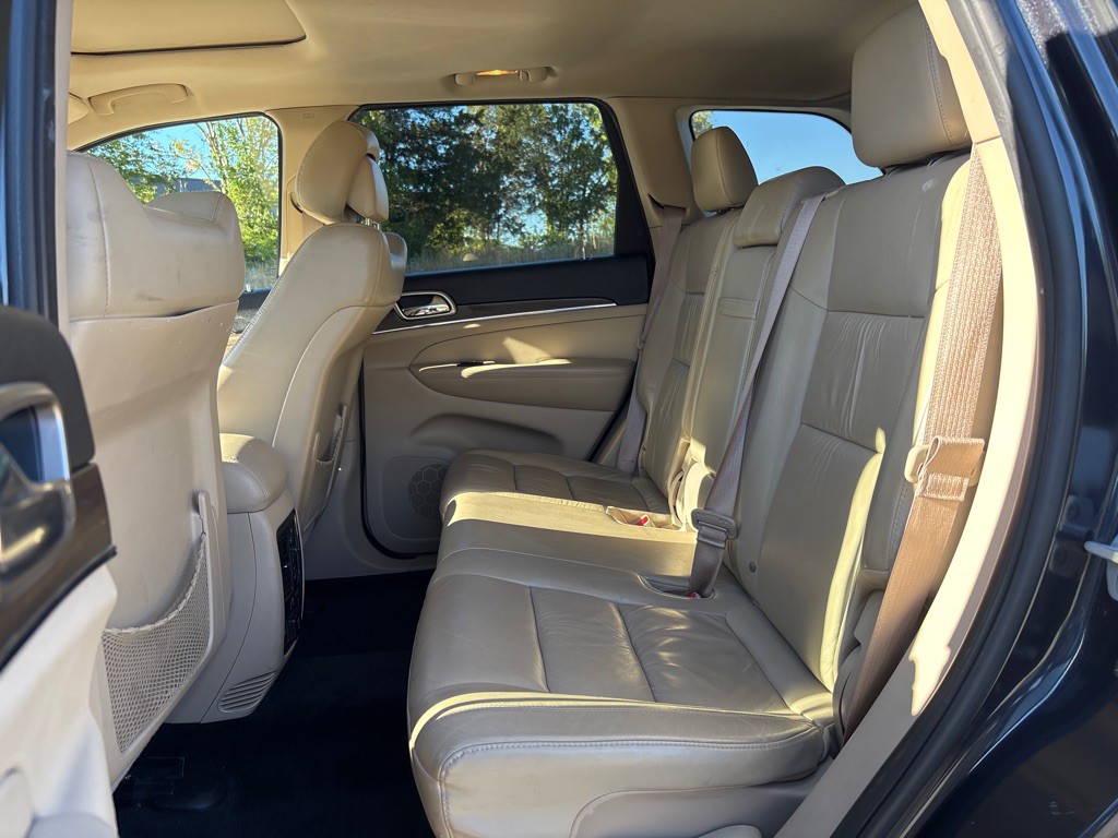 2015 Jeep Grand Cherokee Image 12
