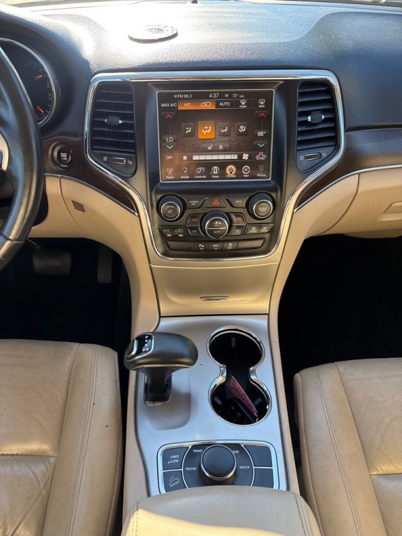 2015 Jeep Grand Cherokee Image 16