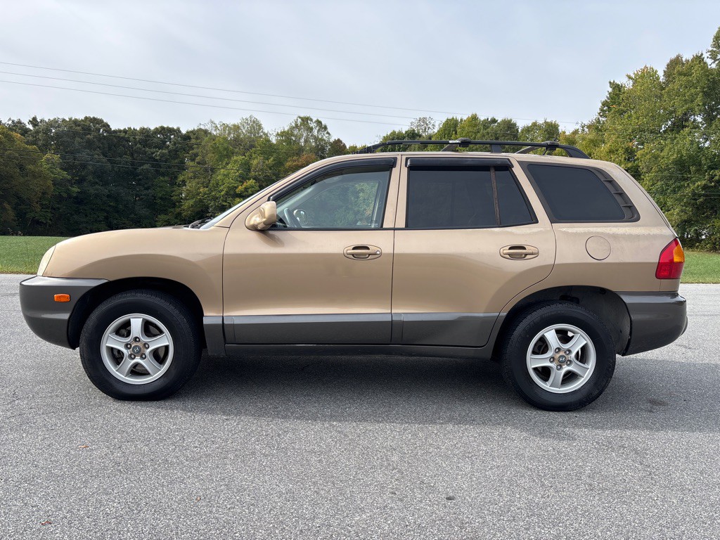 2004 Hyundai Santa Fe Image 2