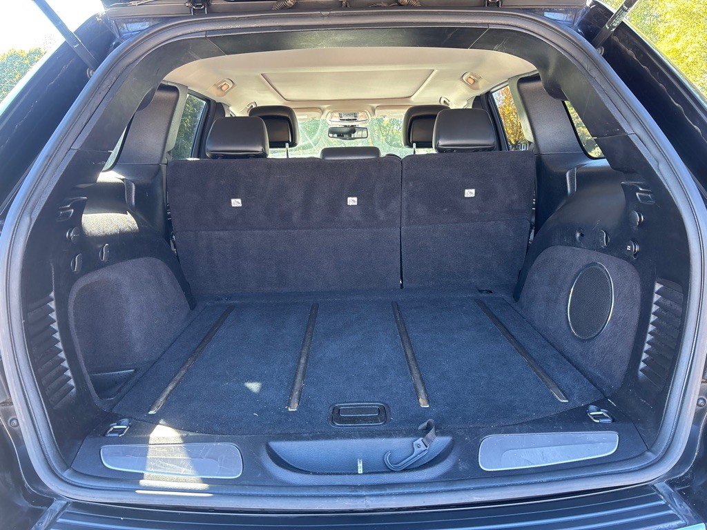 2012 Jeep Grand Cherokee Image 13