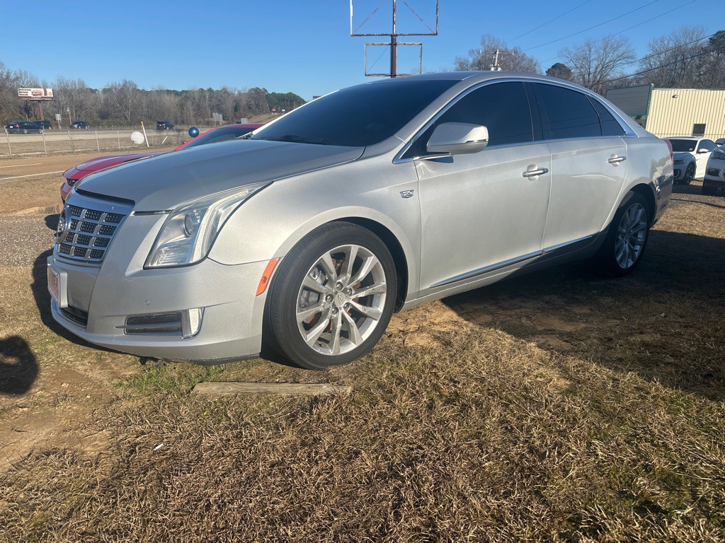 2017 Cadillac XTS Image 2