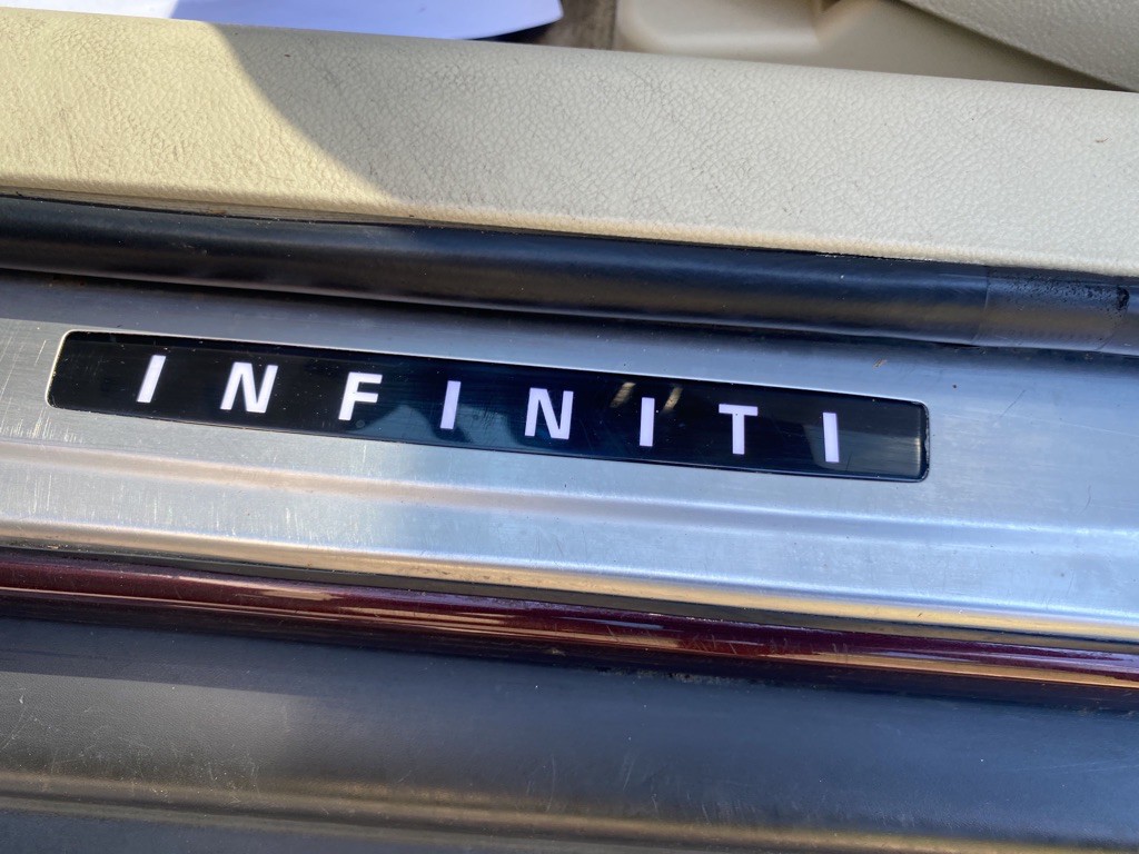 2017 INFINITI QX50 Image 21
