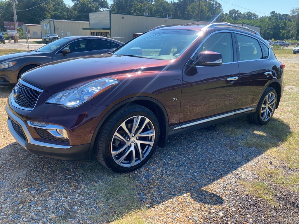 2017 INFINITI QX50 Image 1