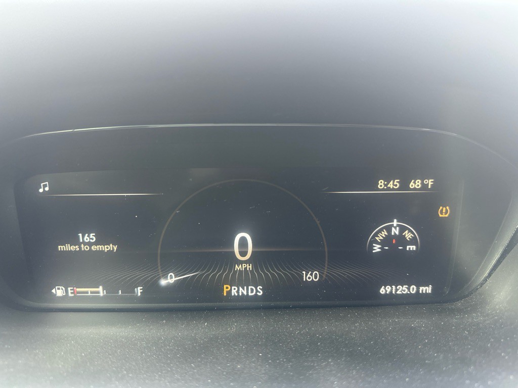 2017 Lincoln Continental Image 23