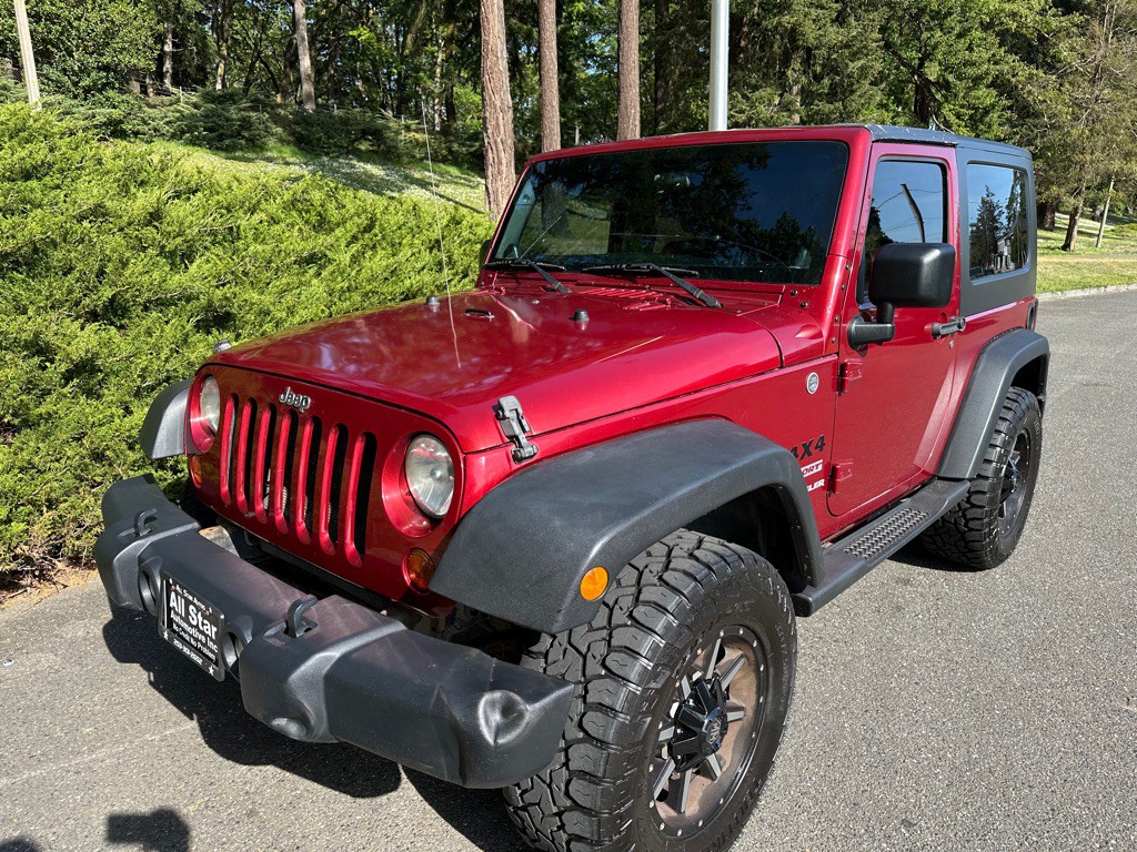 2011 Jeep Wrangler Image 8