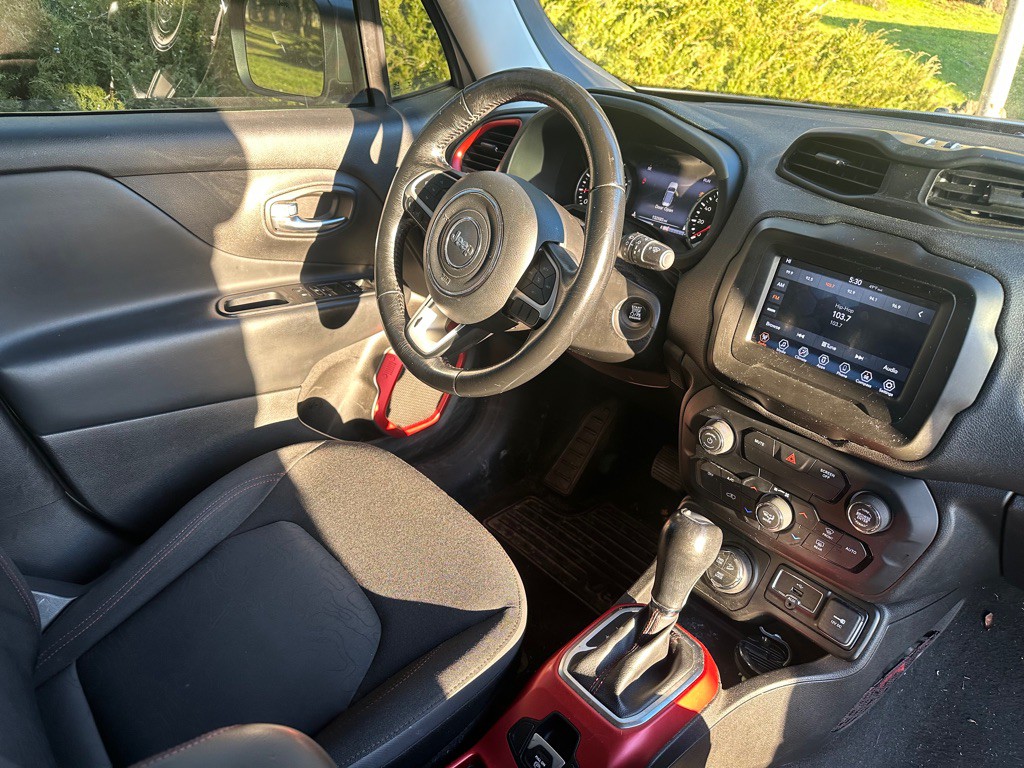 2018 Jeep Renegade Image 2