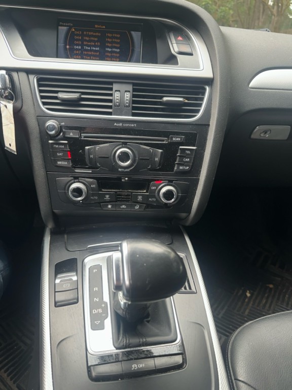 2015 Audi A4 Image 15