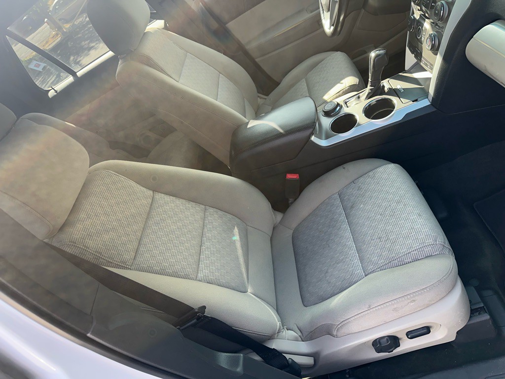 2014 Ford Explorer Image 12