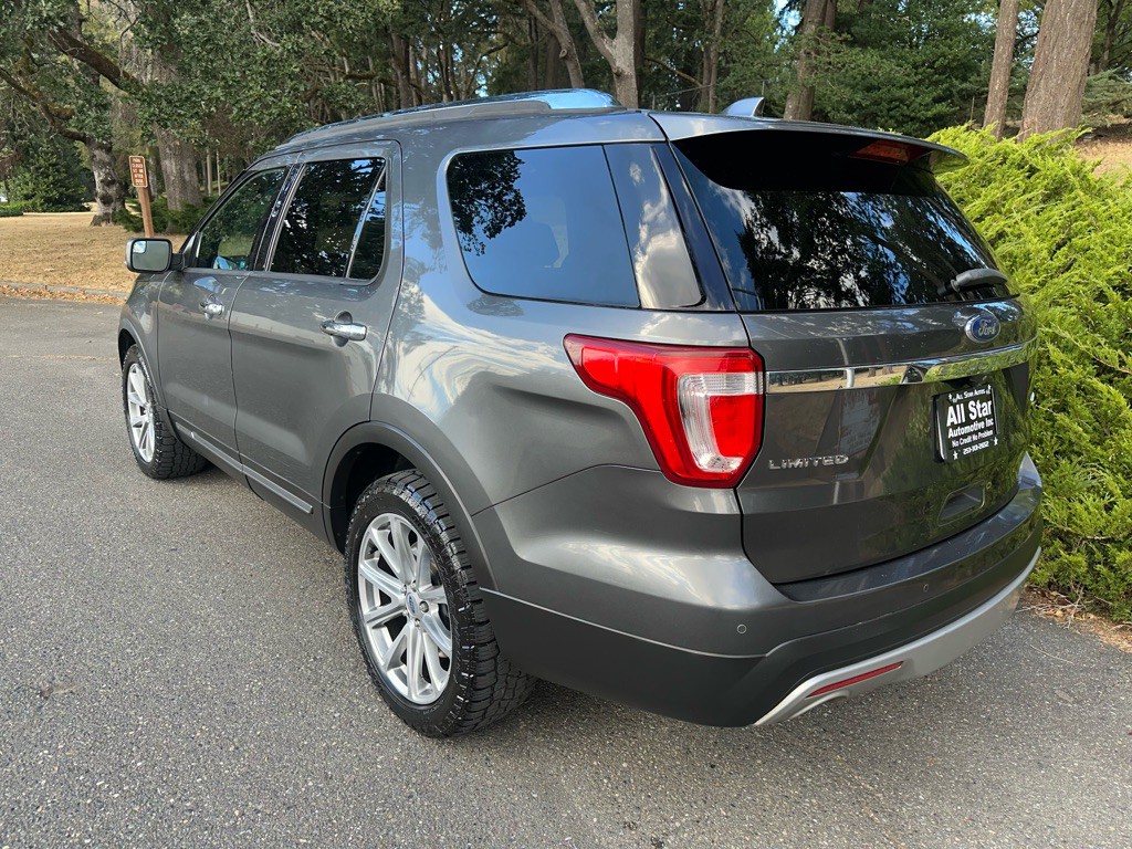 2016 Ford Explorer Image 5