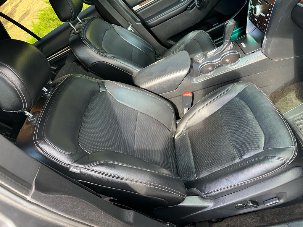 2016 Ford Explorer Image 12