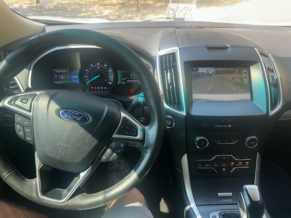 2015 Ford Edge Image 9
