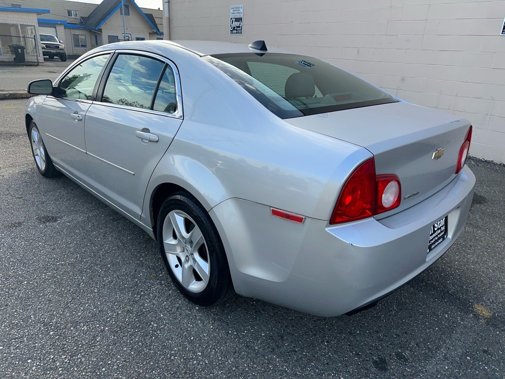 2012 Chevrolet Malibu Image 7