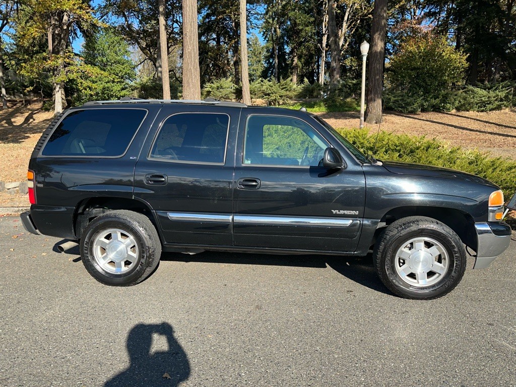 2004 GMC Yukon Image 4