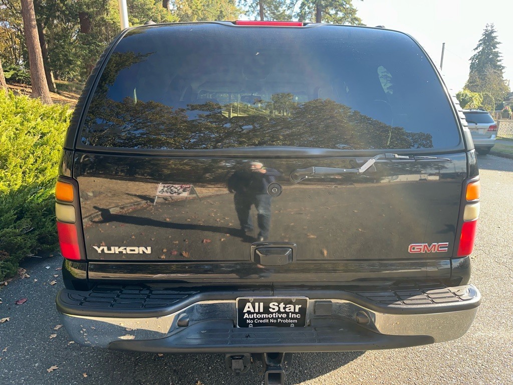 2004 GMC Yukon Image 6