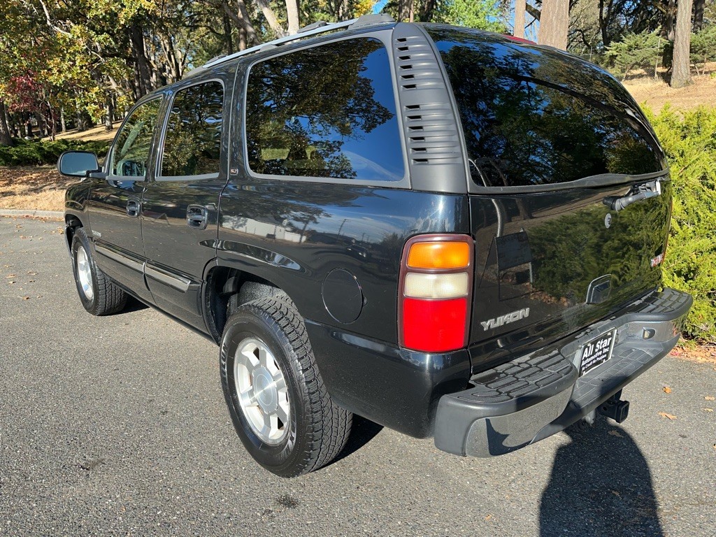 2004 GMC Yukon Image 7