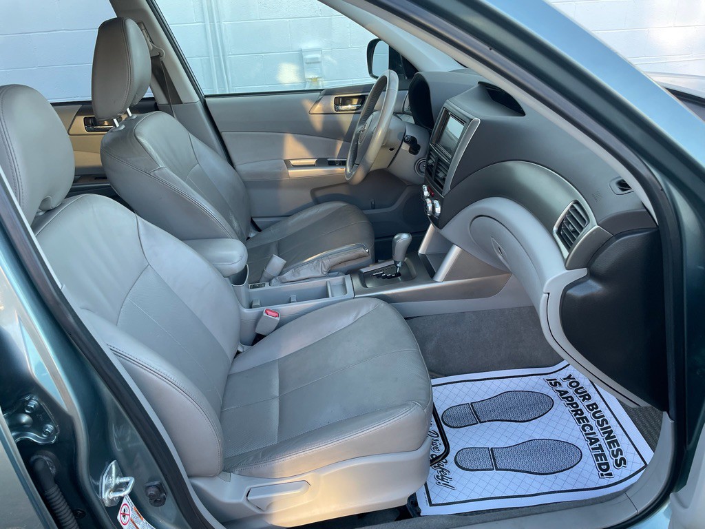 2009 Subaru Forester Image 10