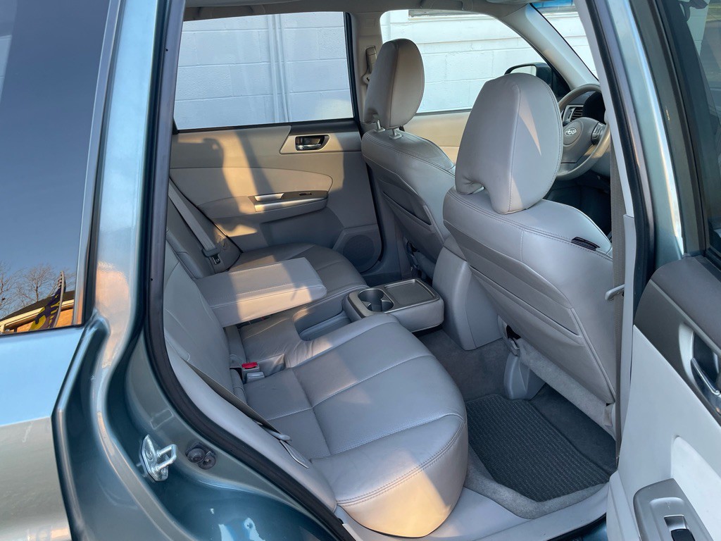 2009 Subaru Forester Image 11