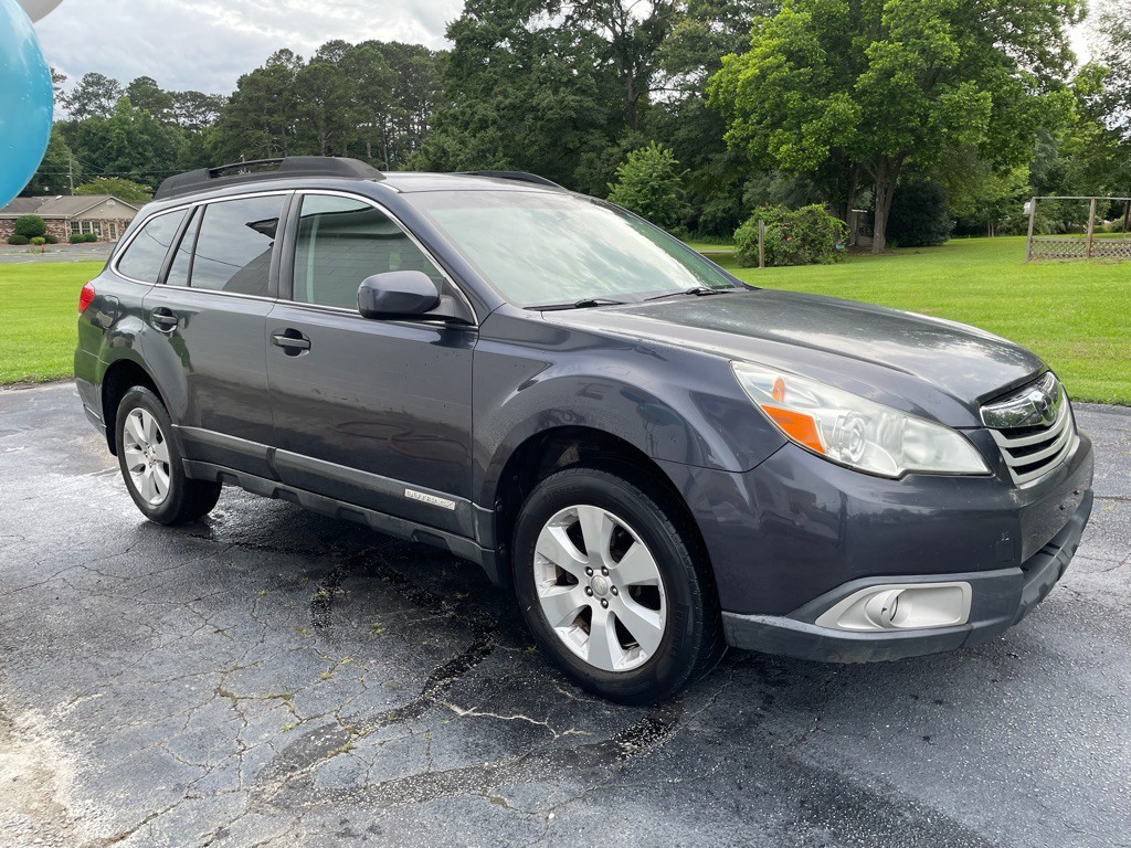 2010 Subaru Outback Image 4