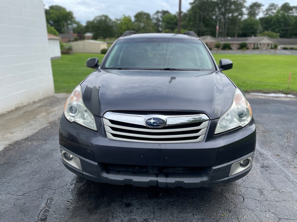 2010 Subaru Outback Image 6