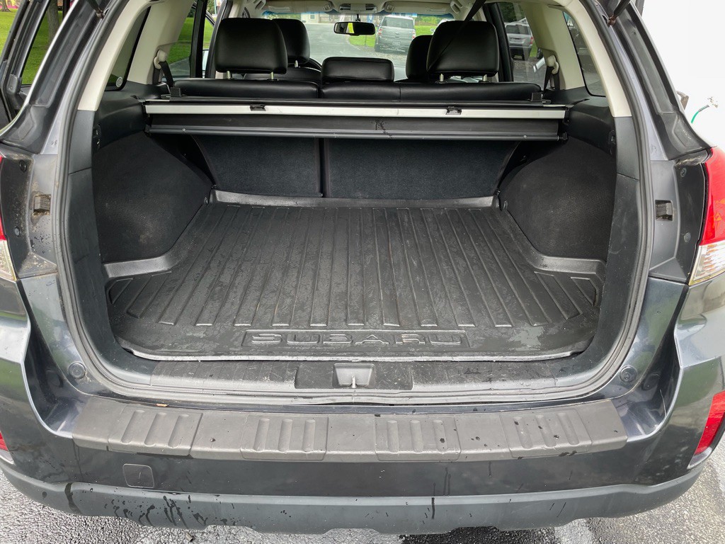 2010 Subaru Outback Image 7