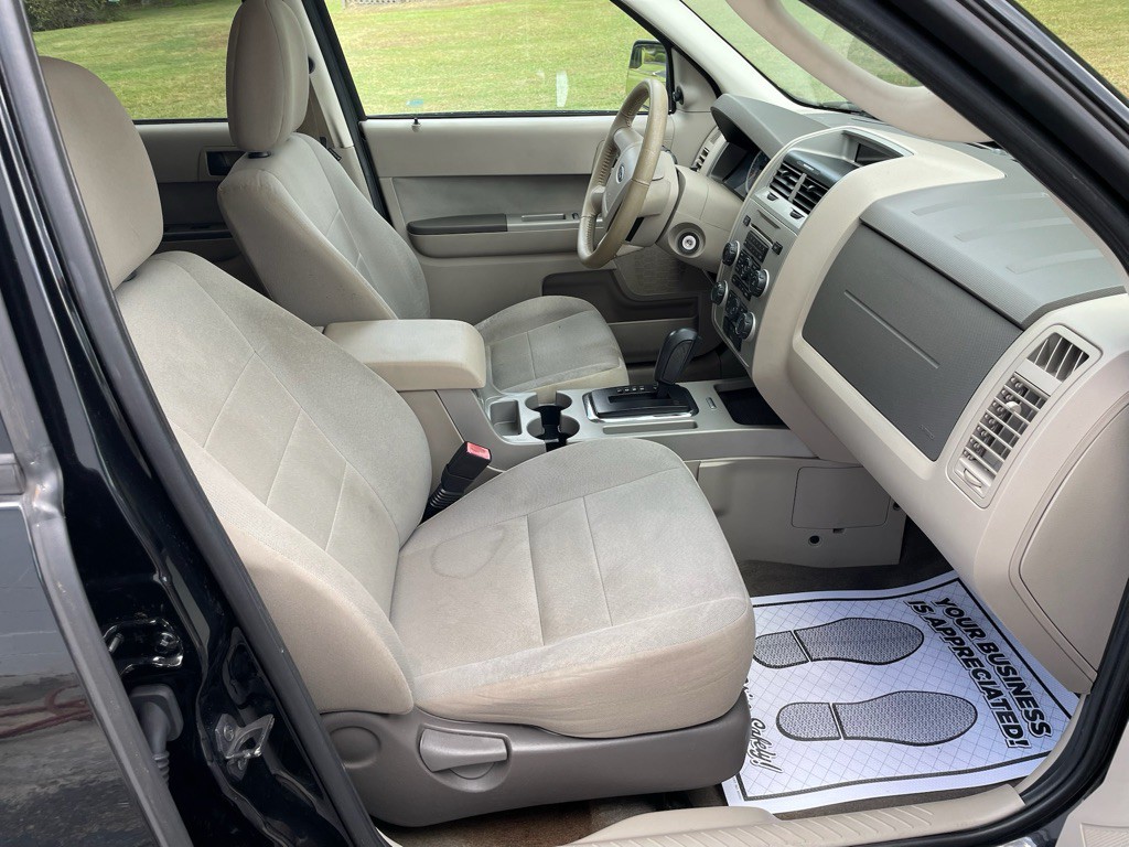 2010 Ford Escape Image 10