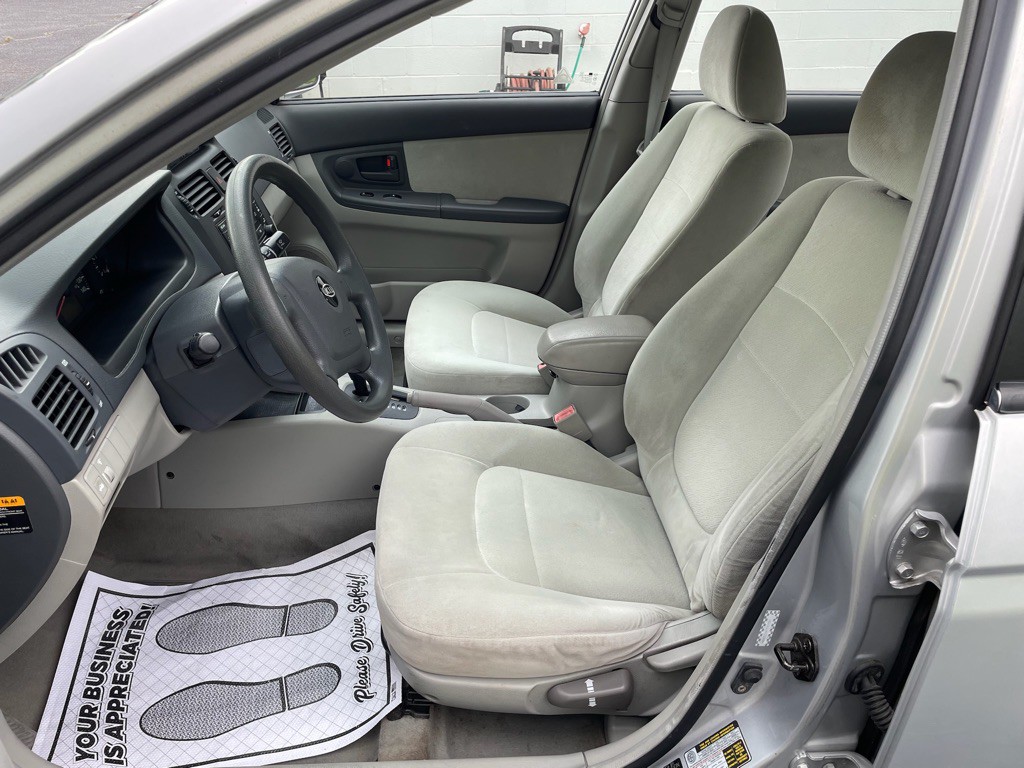 2006 Kia Spectra Image 7