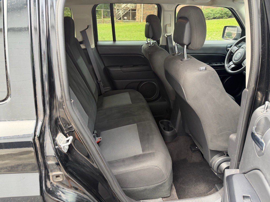 2017 Jeep Patriot Image 7