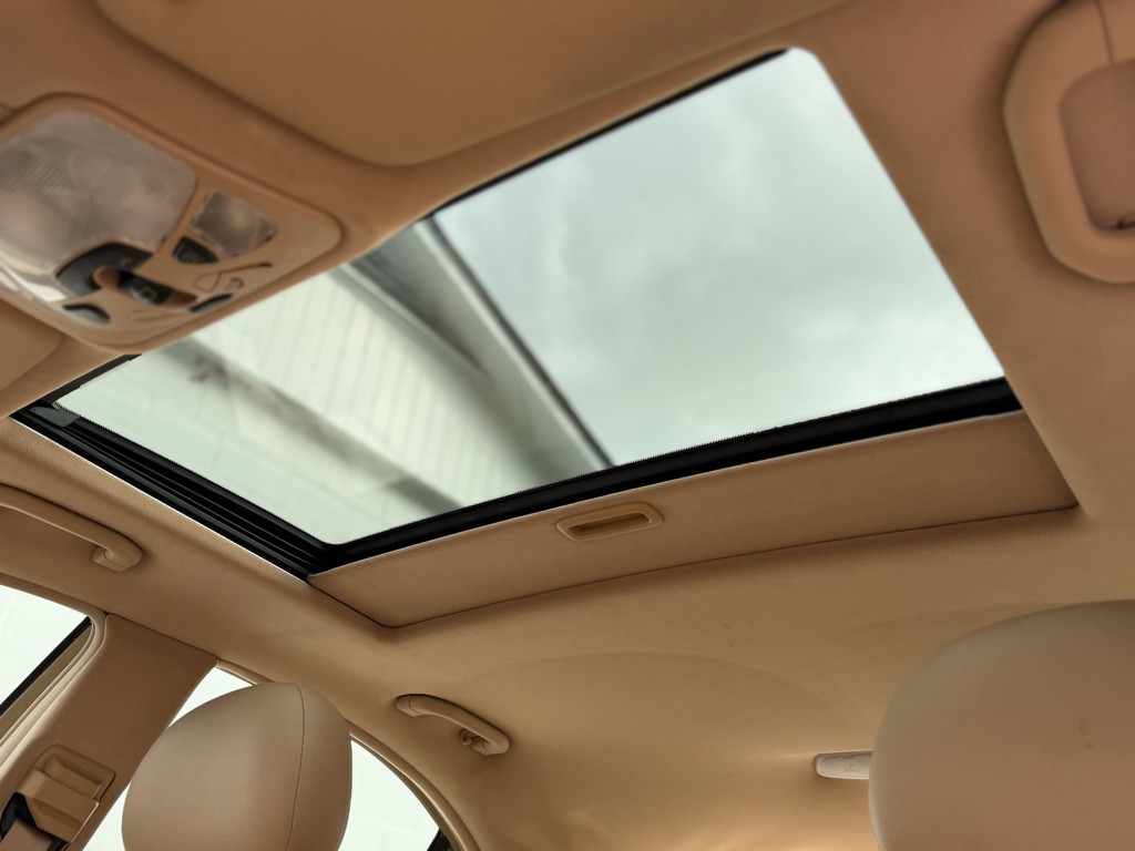 2003 Mercedes-Benz C-Class Image 11