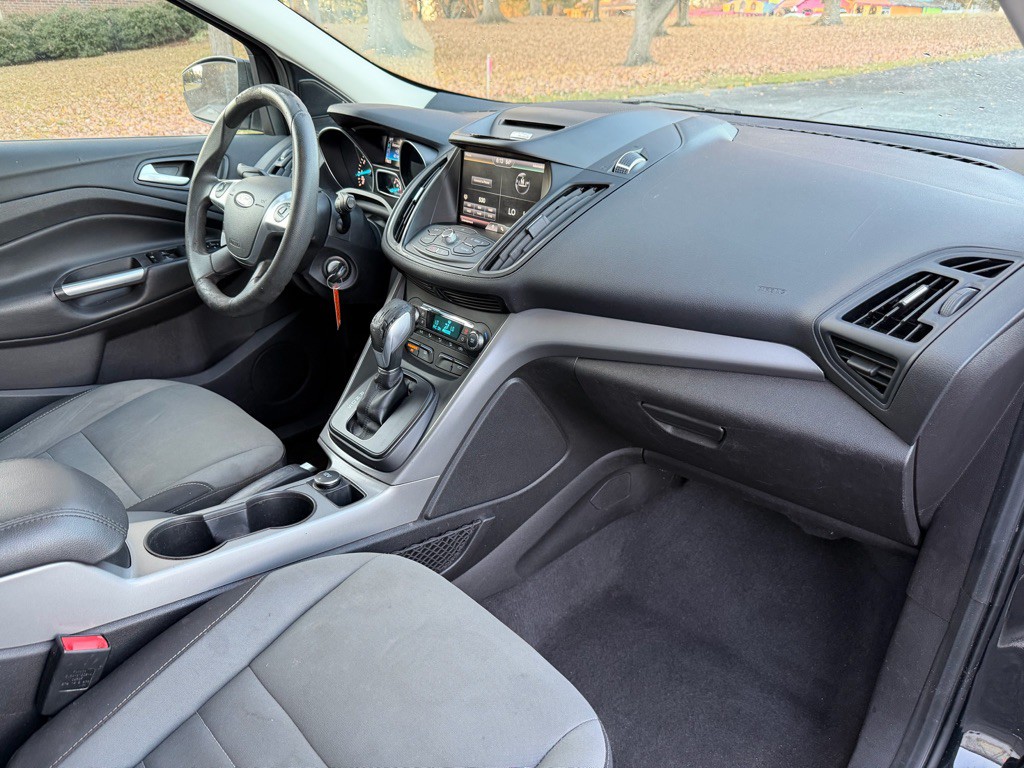 2015 Ford Escape Image 8