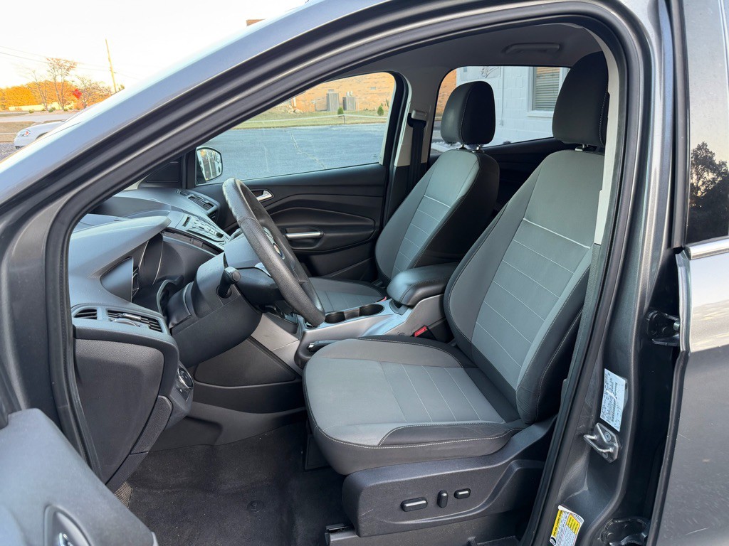 2015 Ford Escape Image 9