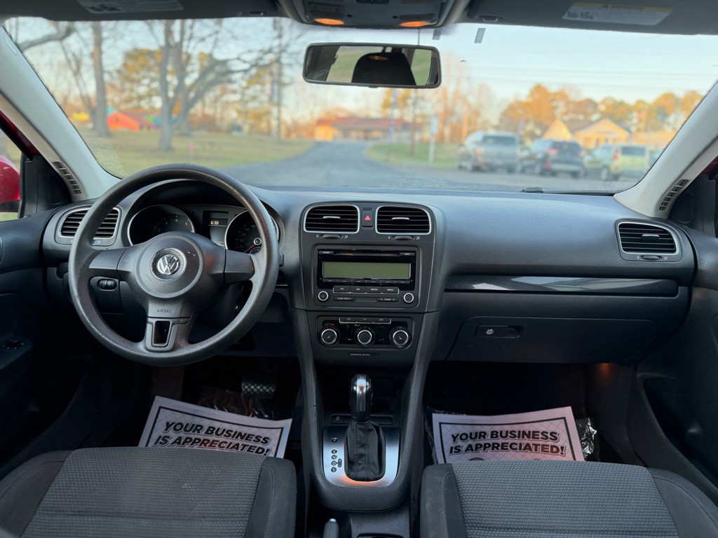 2011 Volkswagen Jetta Image 10