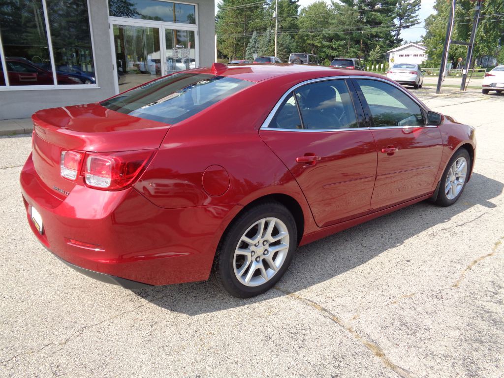 2014 Chevrolet Malibu Image 4