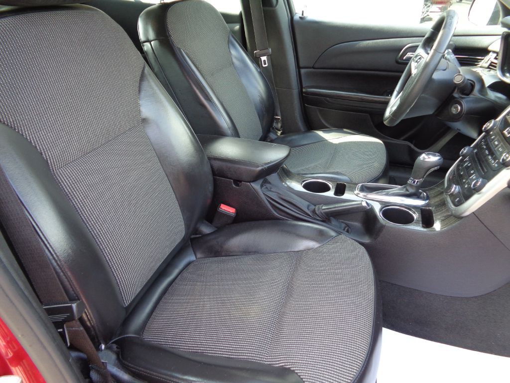 2014 Chevrolet Malibu Image 13