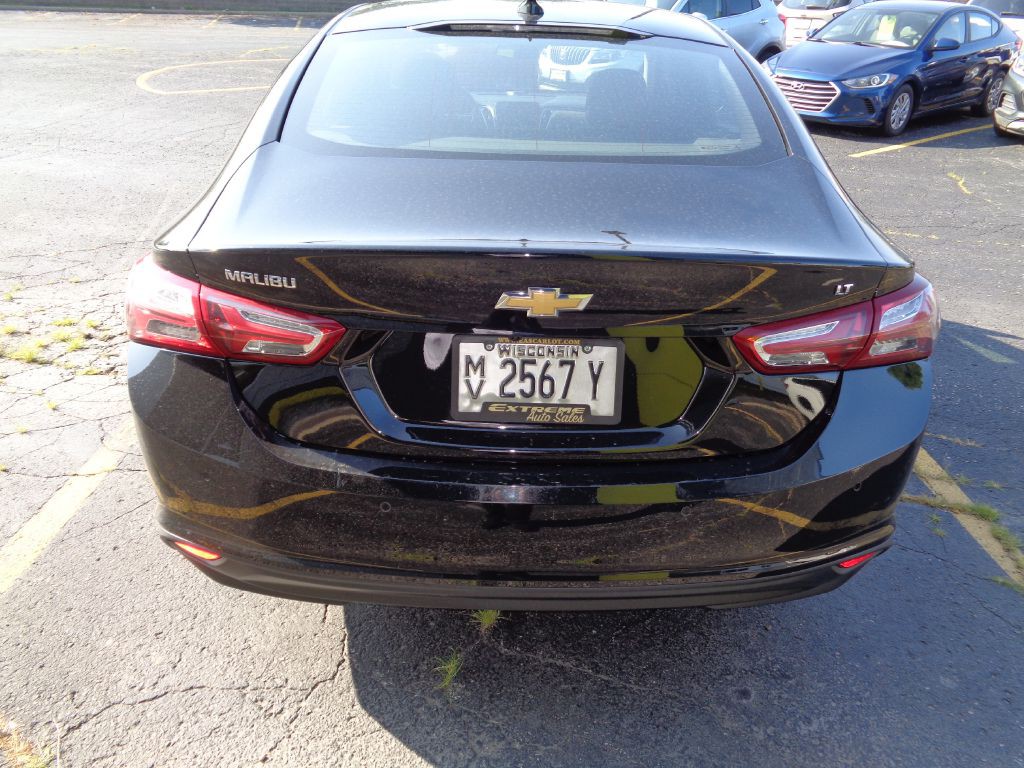 2022 Chevrolet Malibu Image 8