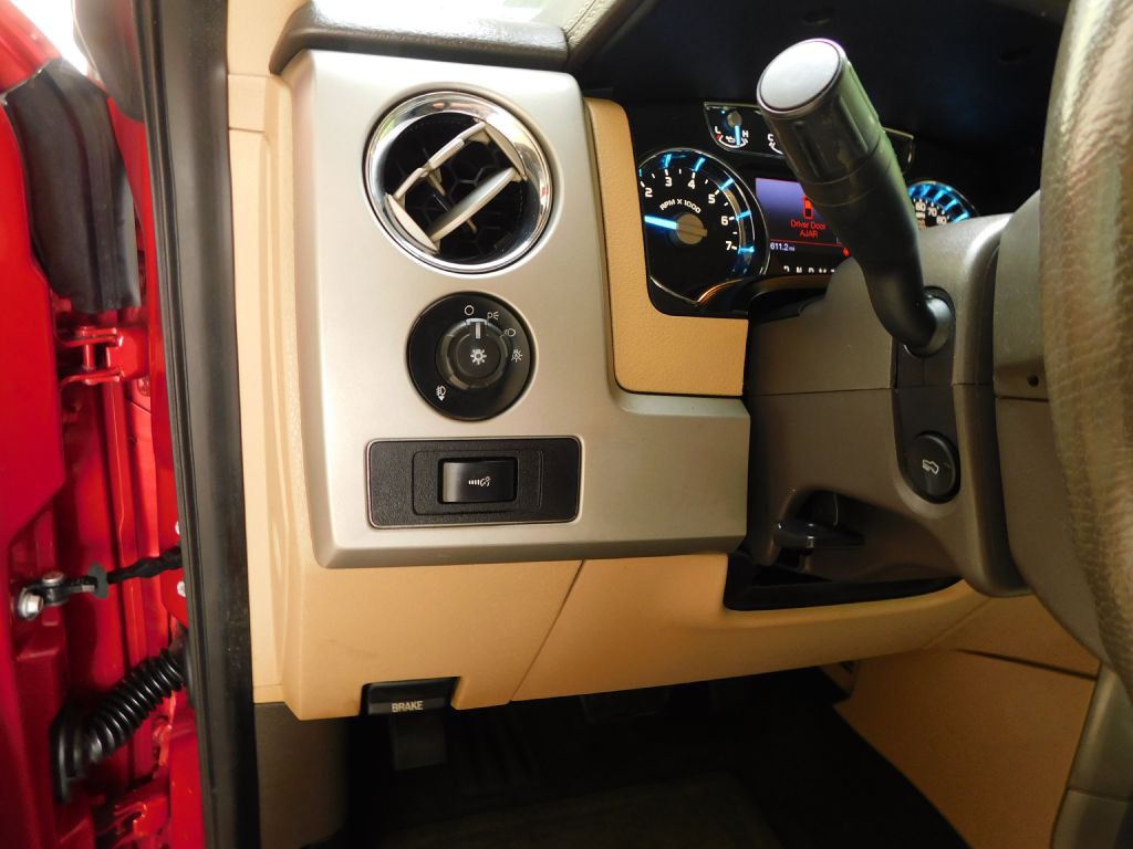 2012 Ford F-150 Image 11