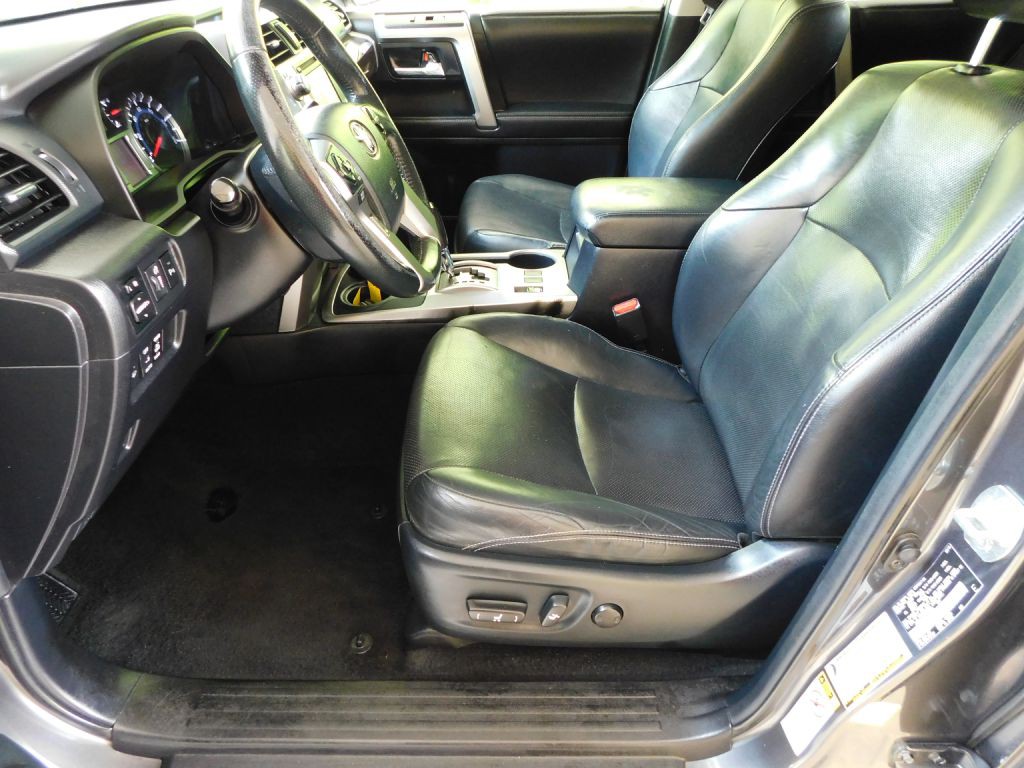 2015 Toyota 4Runner Image 8