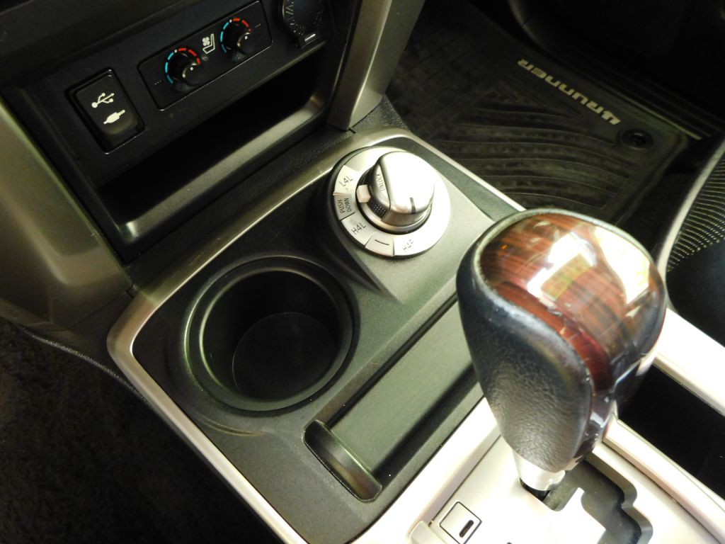 2015 Toyota 4Runner Image 18
