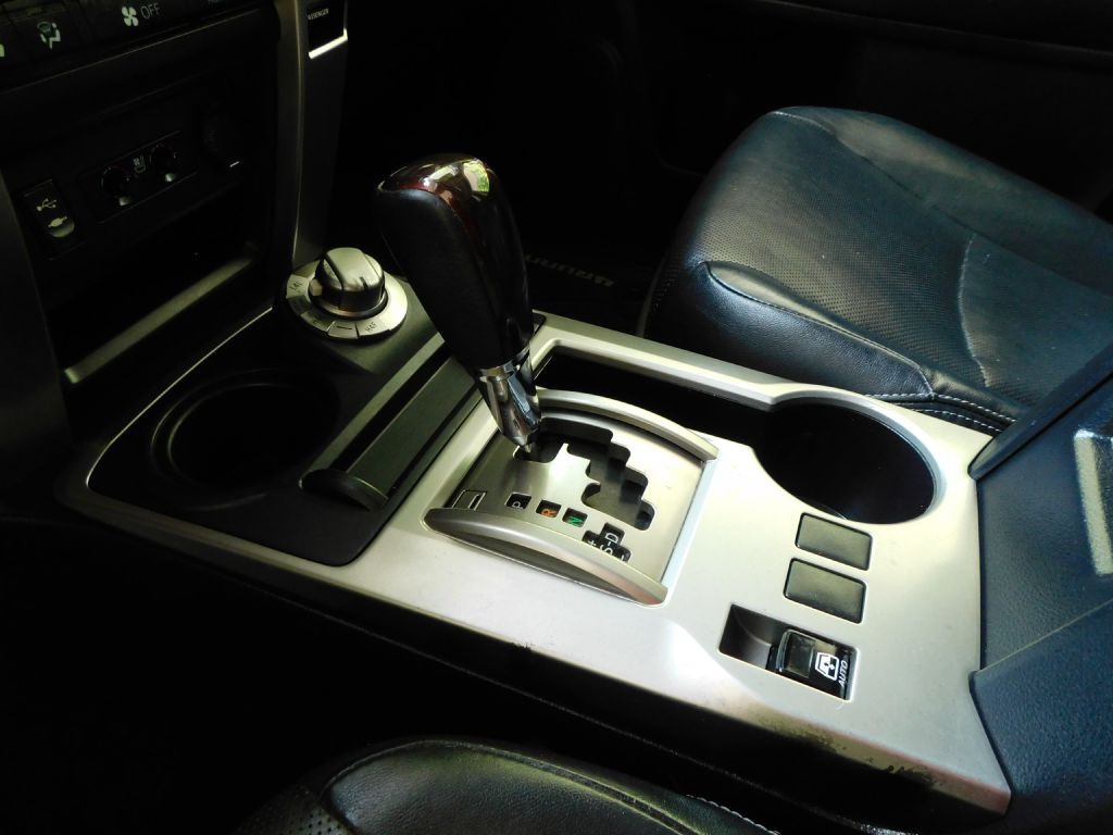2015 Toyota 4Runner Image 19