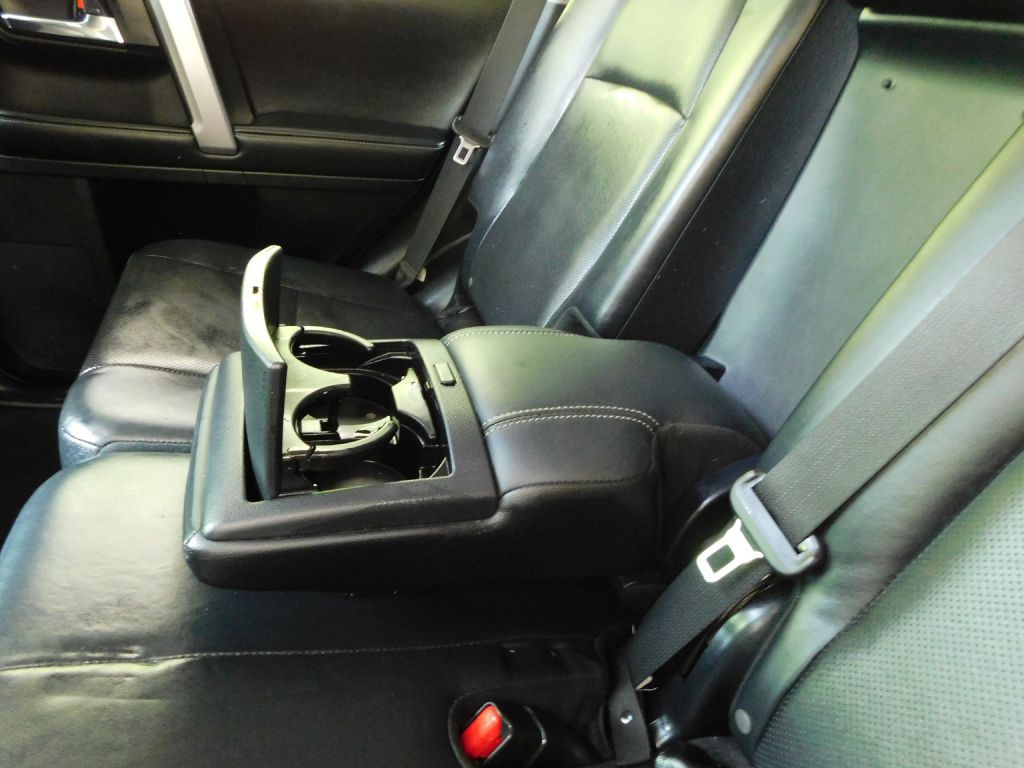 2015 Toyota 4Runner Image 27