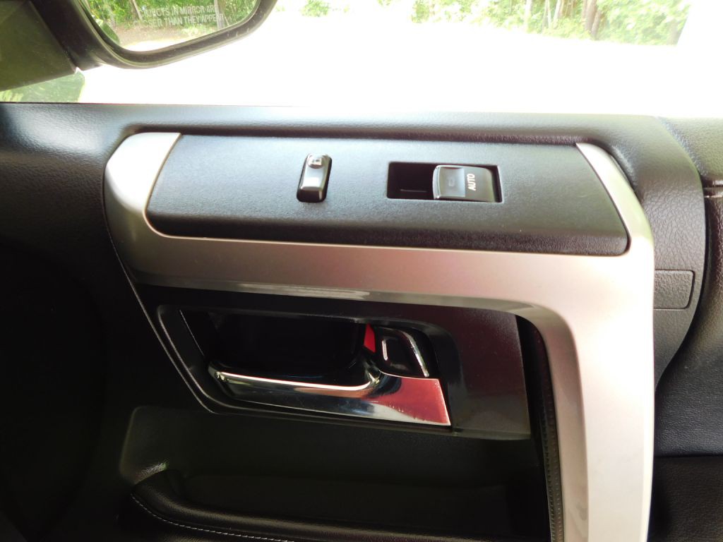 2015 Toyota 4Runner Image 38