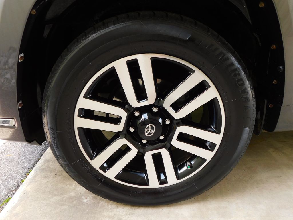 2015 Toyota 4Runner Image 40