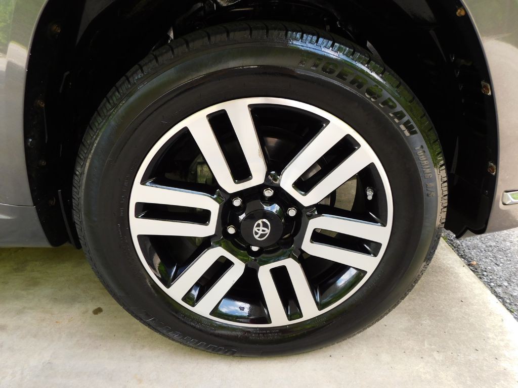 2015 Toyota 4Runner Image 43