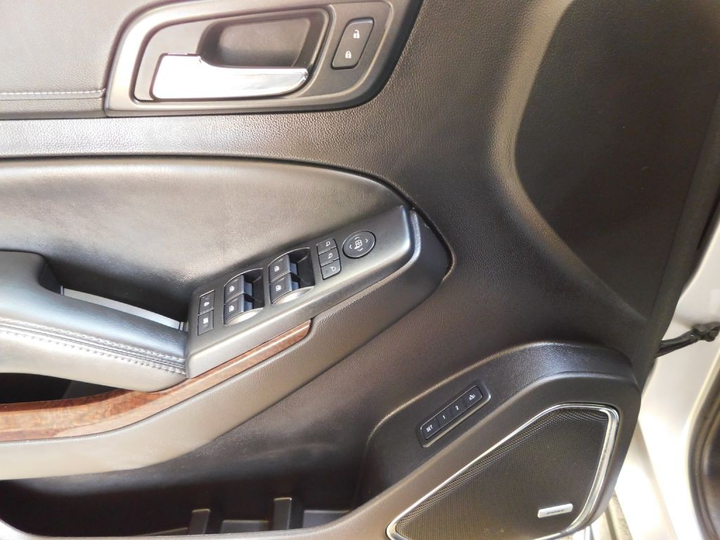 2016 GMC Yukon Image 25