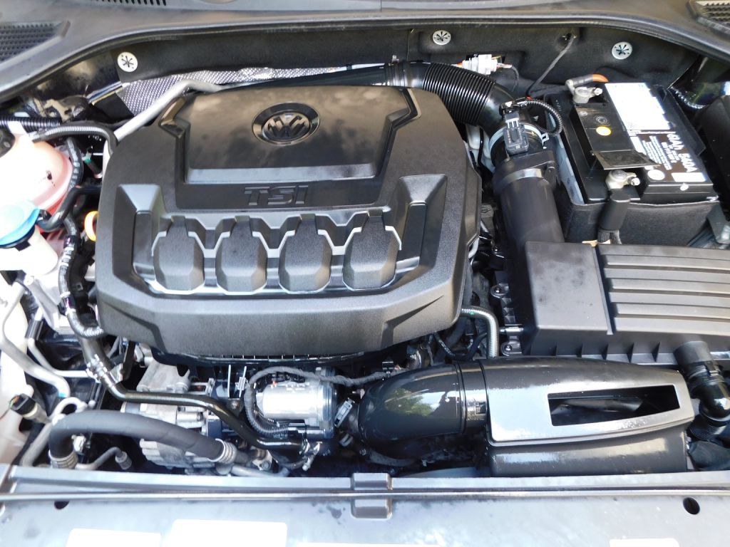 2020 Volkswagen Passat Image 32