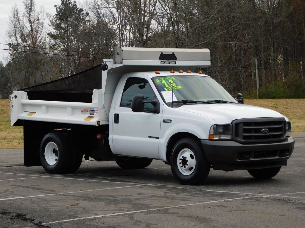2002 Ford F-350 Image 9