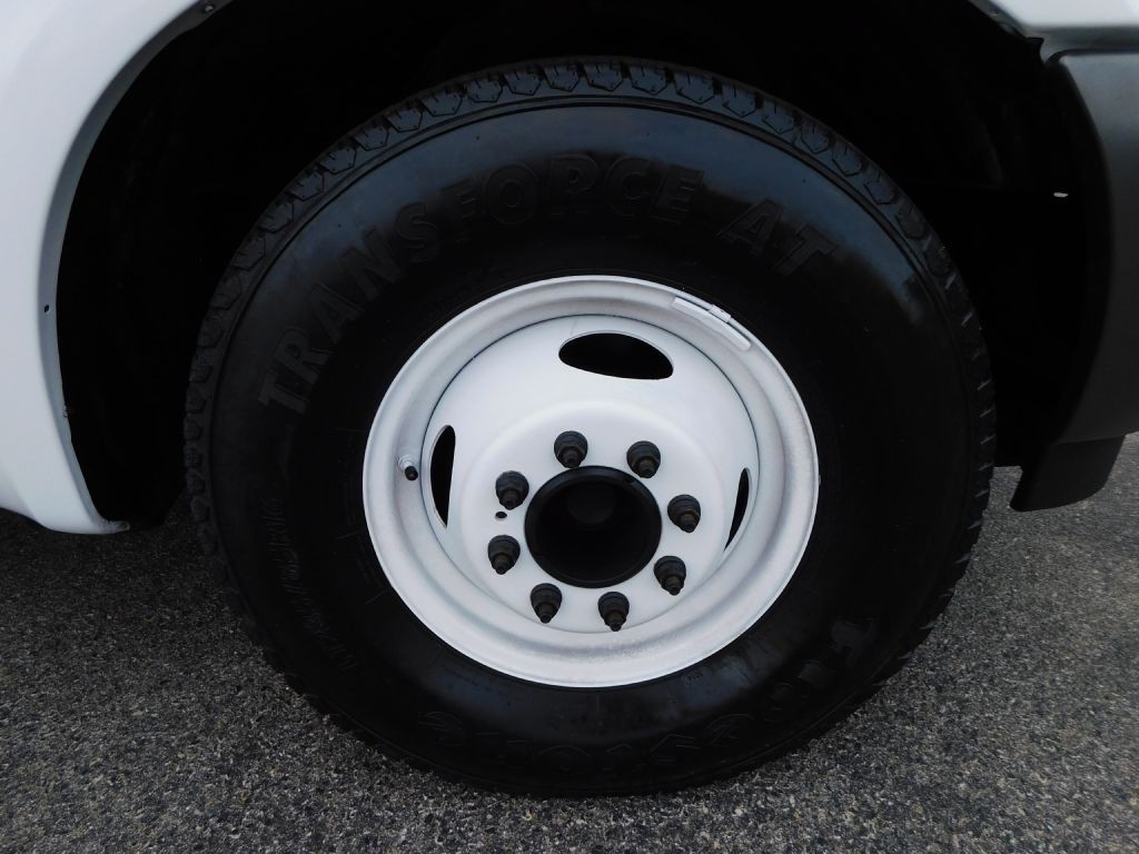 2002 Ford F-350 Image 27