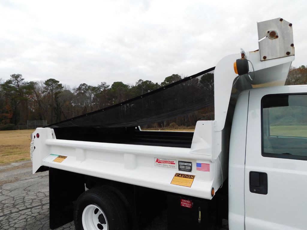 2002 Ford F-350 Image 30